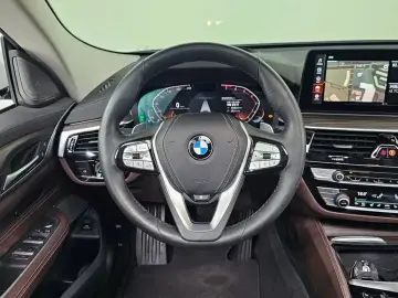 2022 BMW 6 серии с пробегом 57 515 км