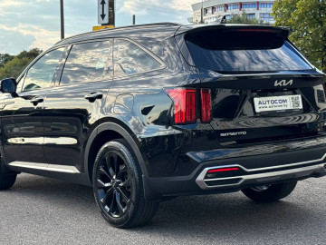 2023 Kia Sorento с пробегом 130 693 км
