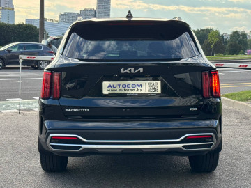 2023 Kia Sorento с пробегом 130 693 км
