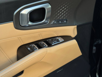 2023 Kia Sorento с пробегом 130 693 км