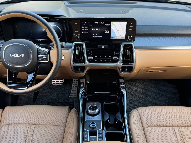 2023 Kia Sorento с пробегом 130 693 км