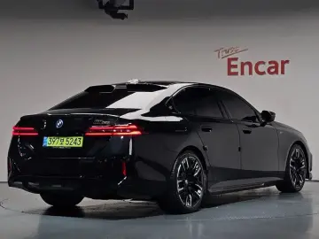 2025 BMW i5 с пробегом 17 918 км