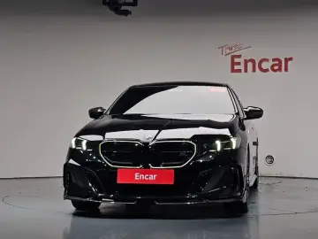 2025 BMW i5 с пробегом 17 918 км