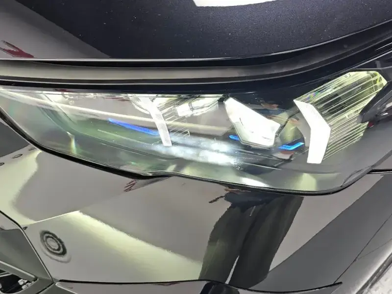 2025 BMW i5 с пробегом 17 918 км