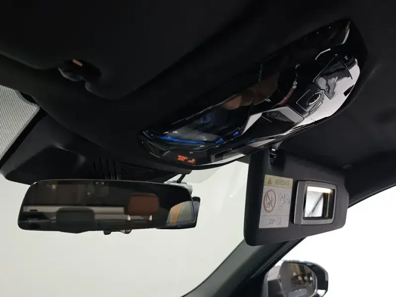 2025 BMW i5 с пробегом 17 918 км