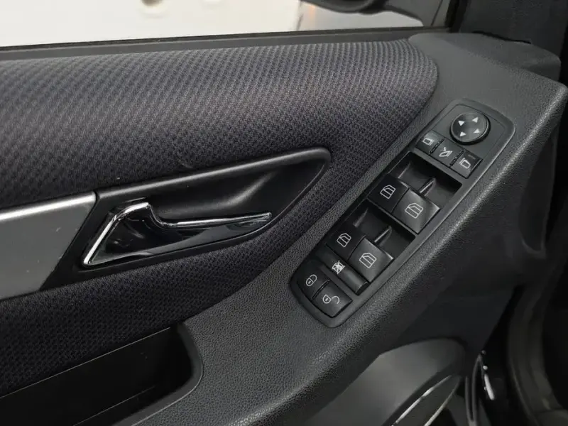 2010 Mercedes-Benz B-Класс с пробегом 166 211 км