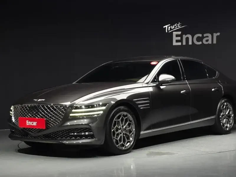 2023 Genesis G80 с пробегом 29 871 км