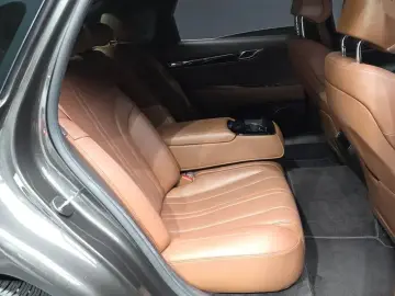 2023 Genesis G80 с пробегом 29 871 км