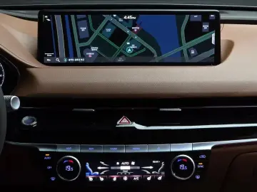 2023 Genesis G80 с пробегом 29 871 км