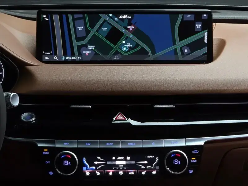2023 Genesis G80 с пробегом 29 871 км