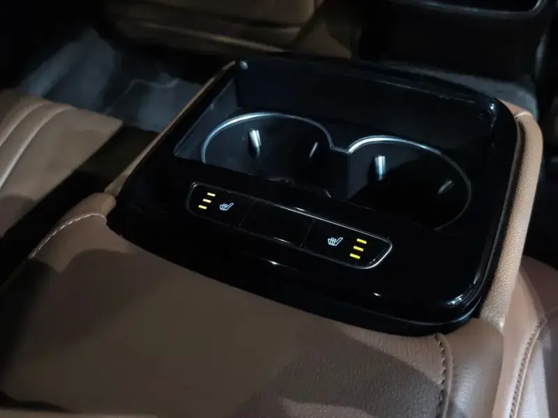 2023 Genesis G80 с пробегом 29 871 км