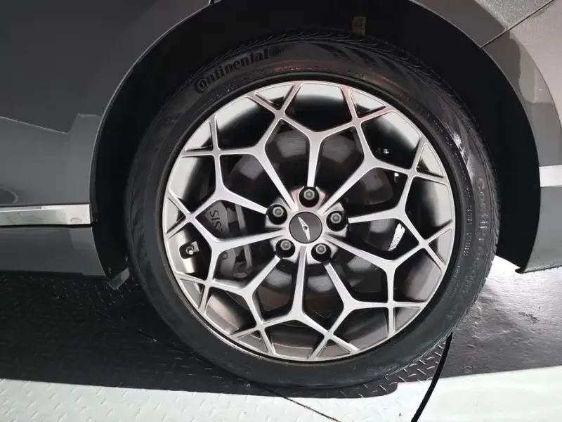 2023 Genesis G80 с пробегом 29 871 км
