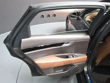 2023 Genesis G80 с пробегом 29 871 км