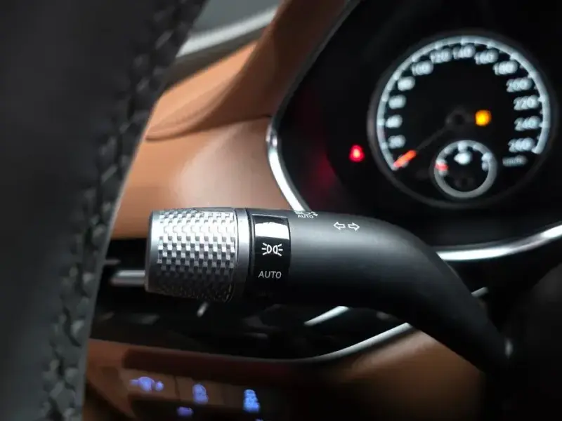 2023 Genesis G80 с пробегом 29 871 км