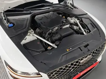 2023 Genesis G80 с пробегом 43 710 км