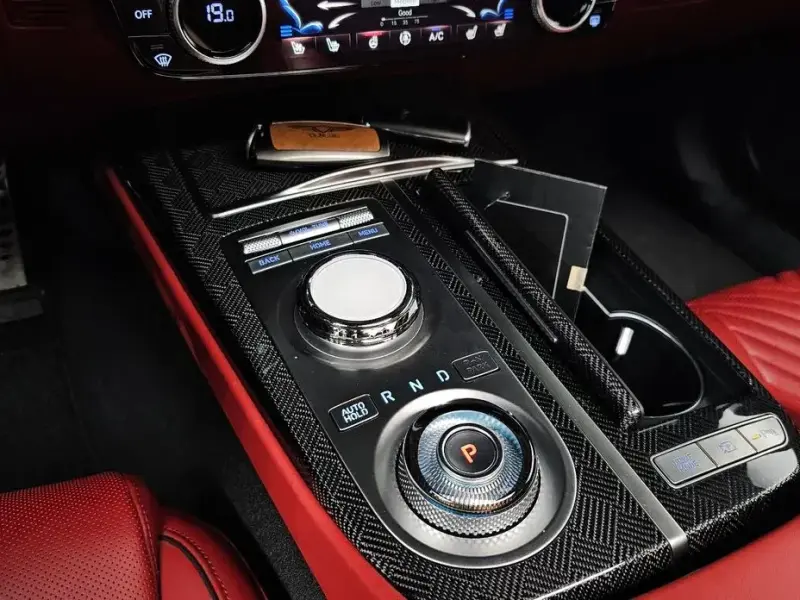 2023 Genesis G80 с пробегом 43 710 км
