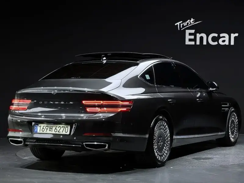 2023 Genesis G80 с пробегом 39 561 км