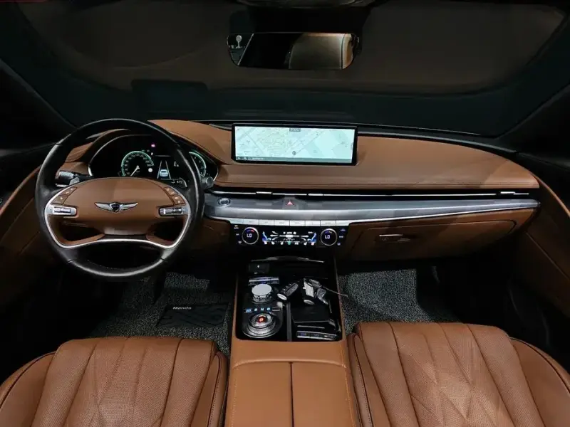 2023 Genesis G80 с пробегом 39 561 км