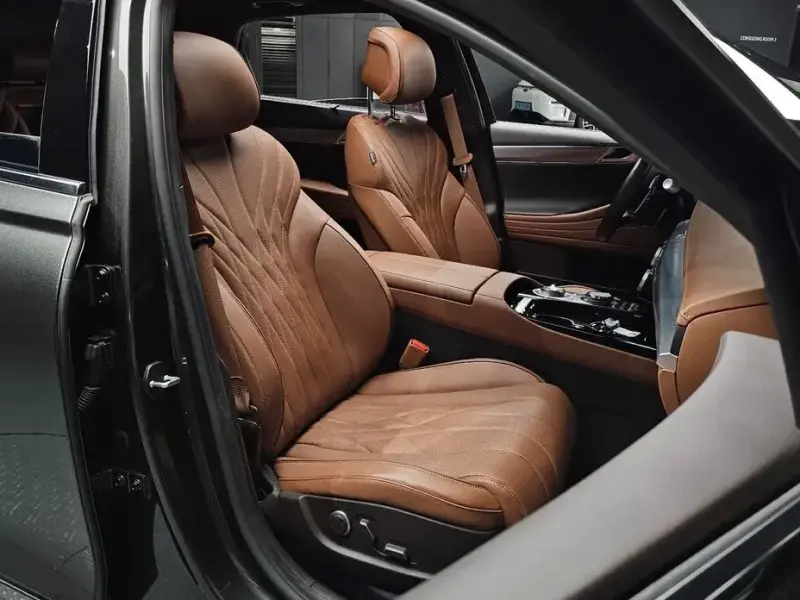 2023 Genesis G80 с пробегом 39 561 км