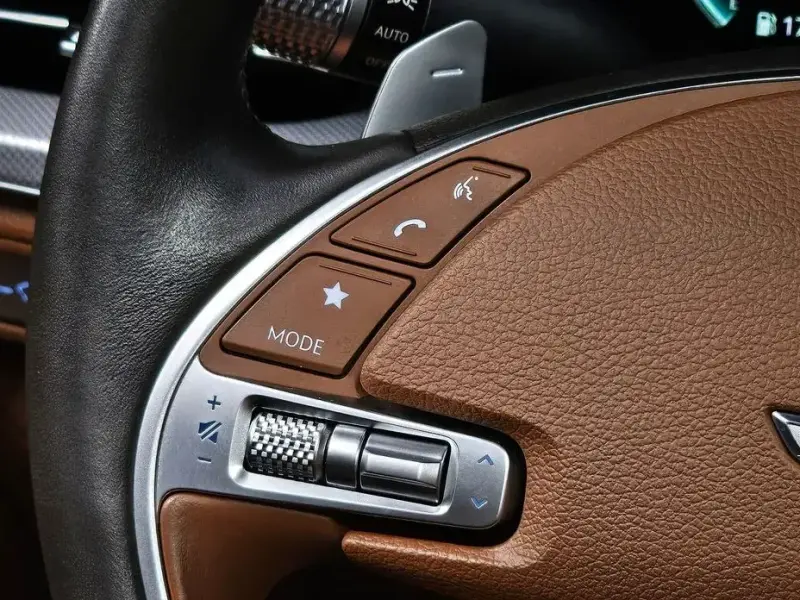 2023 Genesis G80 с пробегом 39 561 км