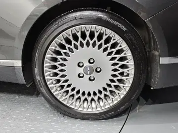 2023 Genesis G80 с пробегом 39 561 км