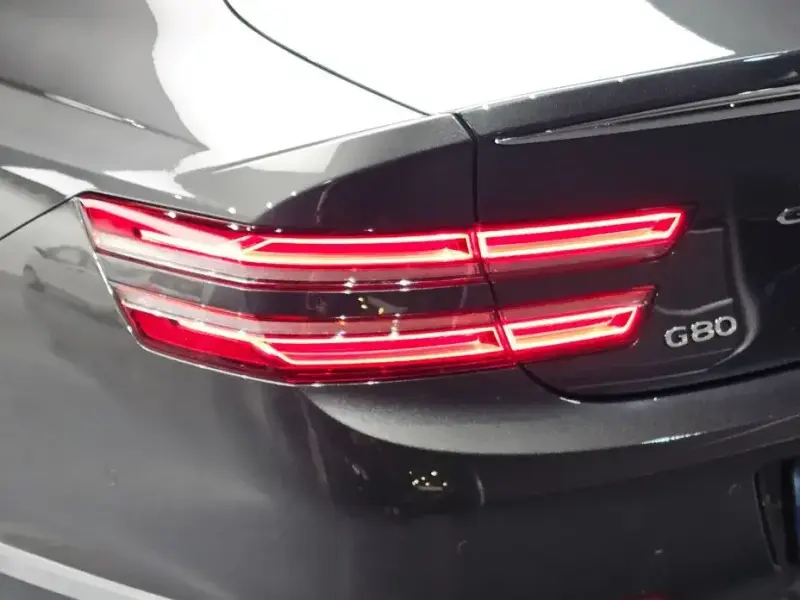 2023 Genesis G80 с пробегом 39 561 км