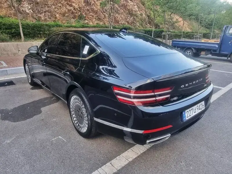 2023 Genesis G80 с пробегом 74 591 км