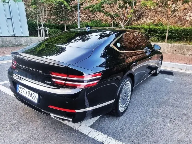 2023 Genesis G80 с пробегом 74 591 км