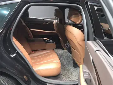 2023 Genesis G80 с пробегом 37 393 км