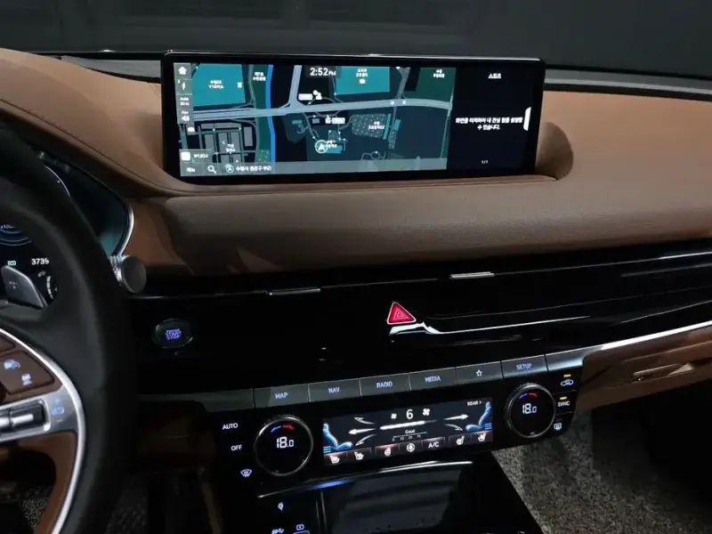 2023 Genesis G80 с пробегом 37 393 км
