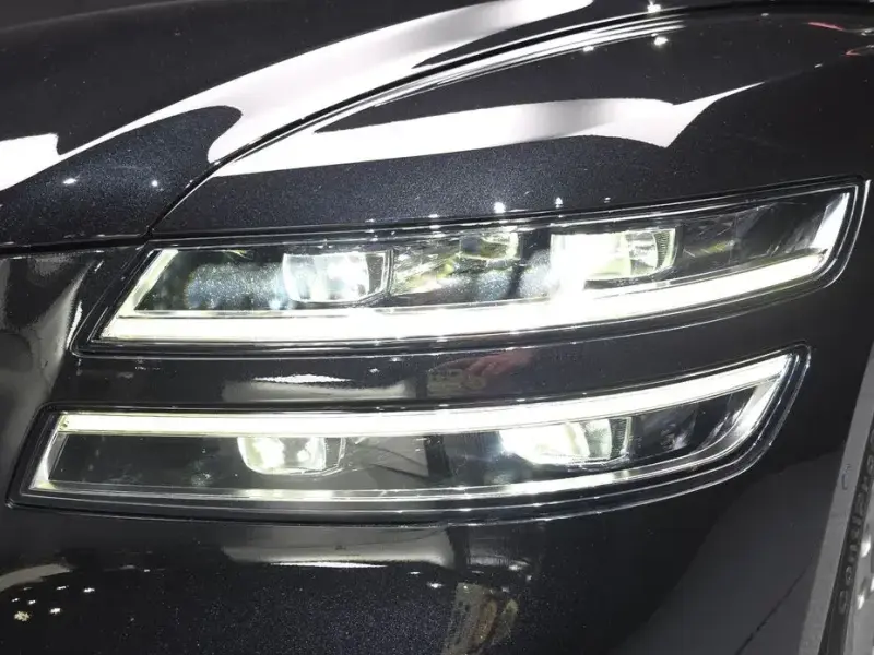 2023 Genesis G80 с пробегом 37 393 км