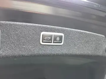 2023 Genesis G80 с пробегом 37 393 км