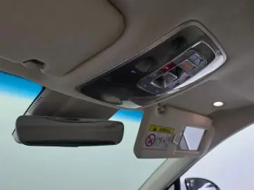 2023 Genesis G80 с пробегом 10 558 км