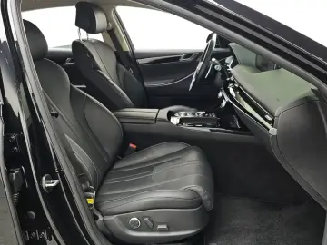2023 Genesis G80 с пробегом 67 324 км