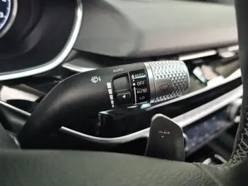2023 Genesis G80 с пробегом 67 324 км