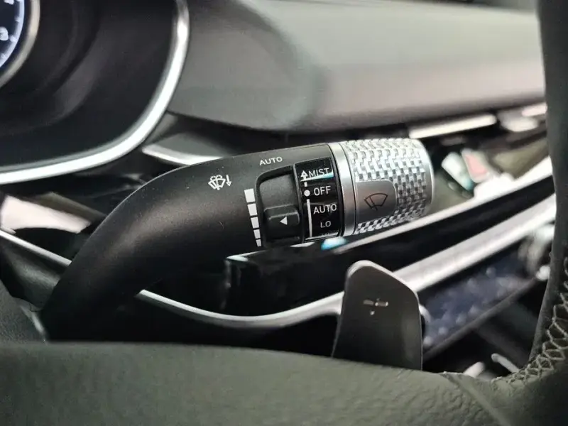 2023 Genesis G80 с пробегом 67 324 км