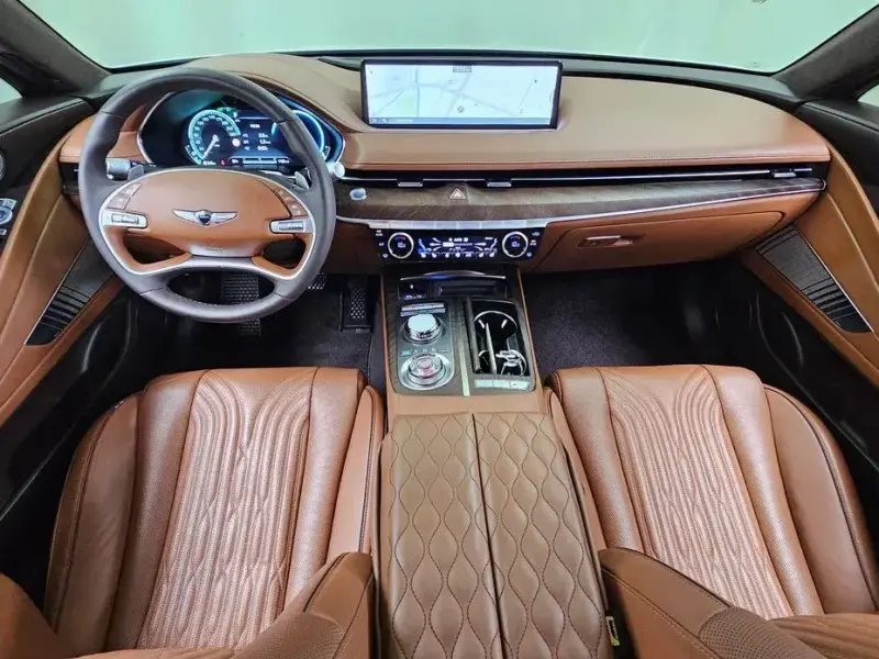 2023 Genesis G80 с пробегом 38 618 км