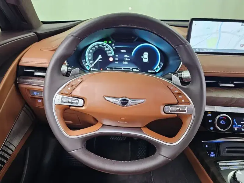 2023 Genesis G80 с пробегом 38 618 км