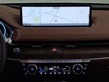 2023 Genesis G80 с пробегом 38 618 км