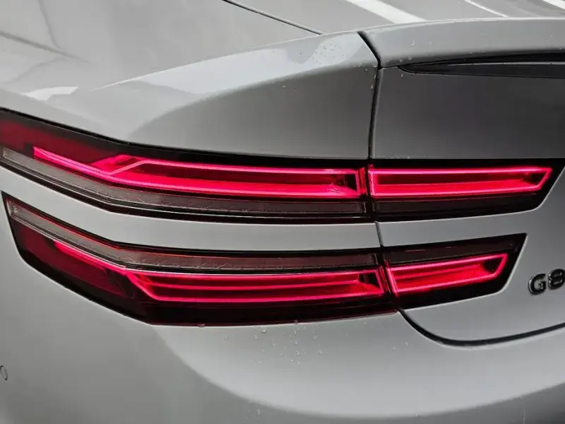 2023 Genesis G80 с пробегом 38 618 км