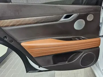 2023 Genesis G80 с пробегом 38 618 км