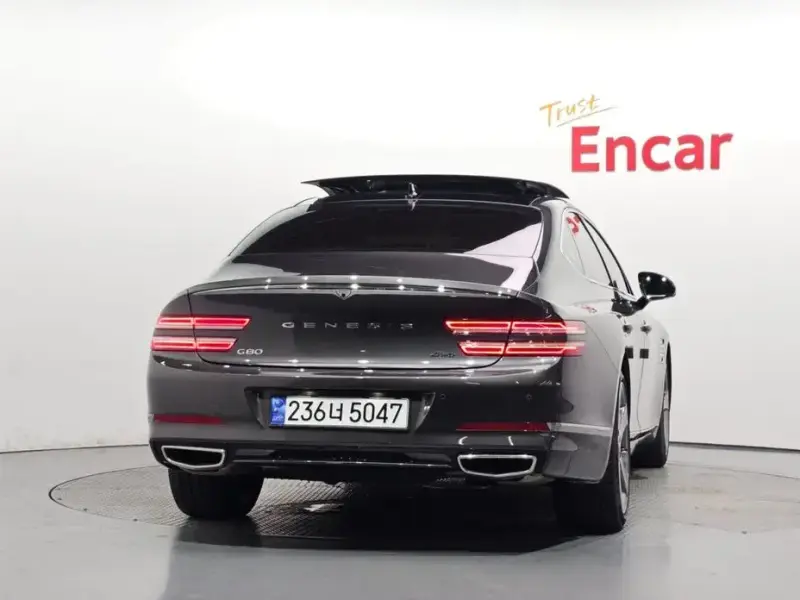 2023 Genesis G80 с пробегом 39 197 км