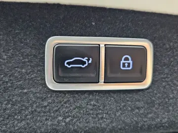 2023 Genesis G80 с пробегом 38 618 км