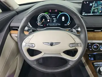 2023 Genesis G80 с пробегом 39 197 км