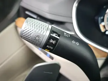 2023 Genesis G80 с пробегом 39 197 км