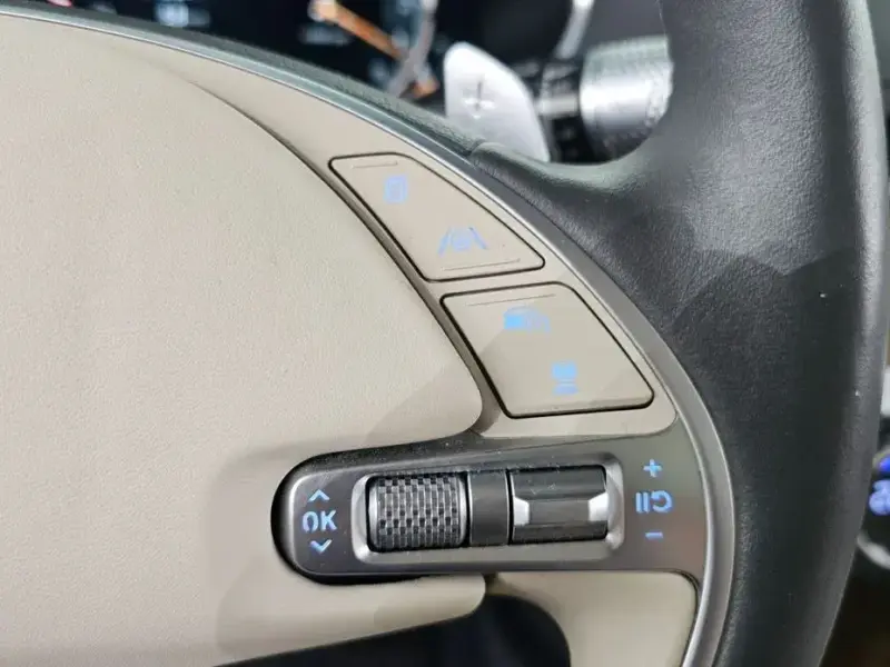 2023 Genesis G80 с пробегом 39 197 км