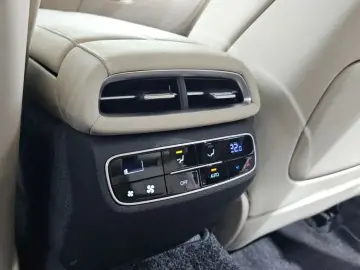 2023 Genesis G80 с пробегом 39 197 км