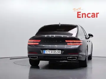 2023 Genesis G80 с пробегом 98 820 км