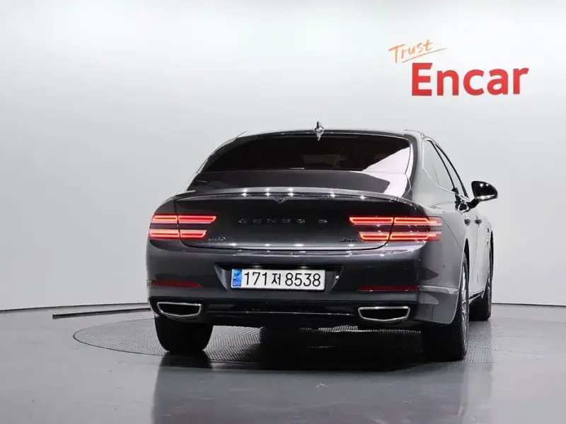 2023 Genesis G80 с пробегом 98 820 км