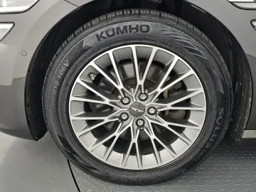 2023 Genesis G80 с пробегом 98 820 км